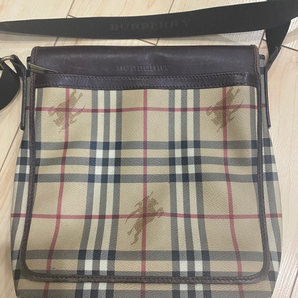 Burberry unisex messenger bag - Picture 4 of 12